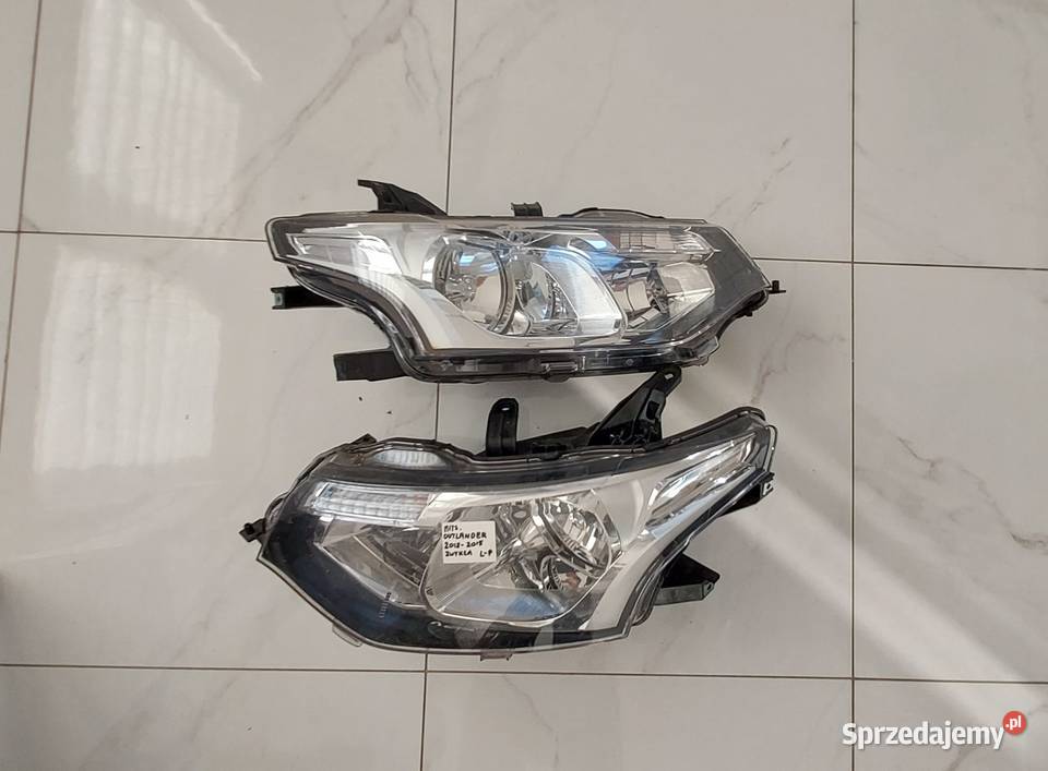 Mitsubishi Outlander 20122013 2015 lampa prawa Byków