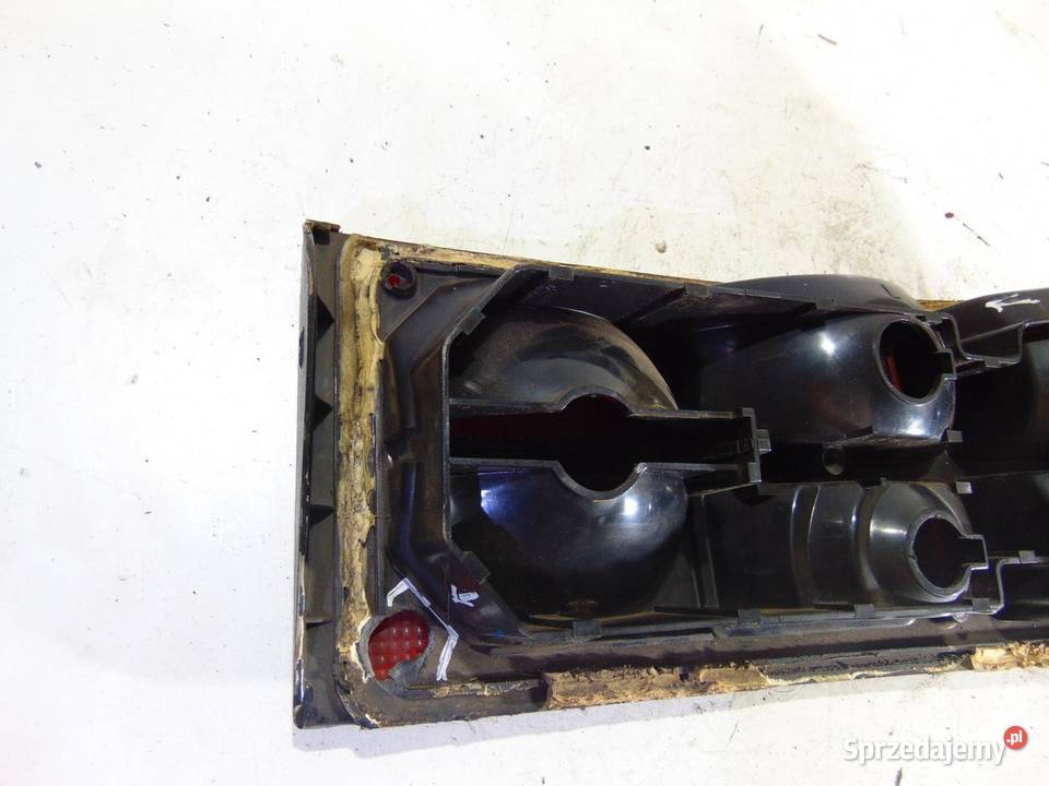 LAMPA LEWA TYLNA TYŁ PORSCHE 924 wielkopolskie
