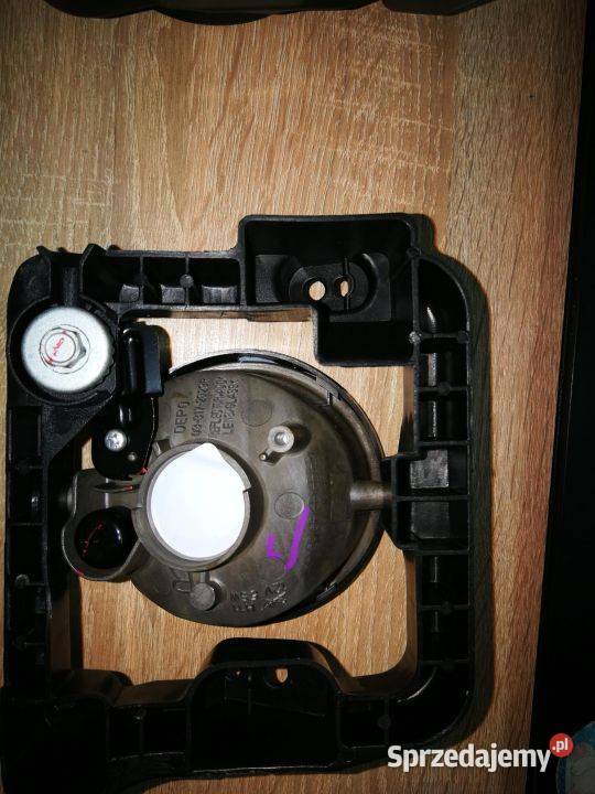 Honda accord VIII 2010 Halogen przód prawy lewy Motycz