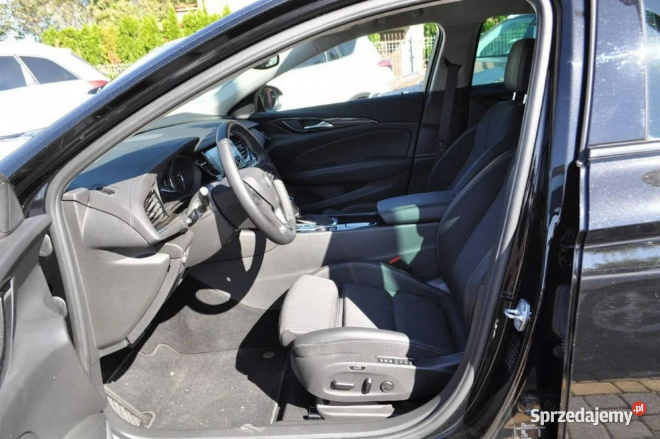 Opel Insignia Opel Insignia 20 CDTI 4x4 Warszawa