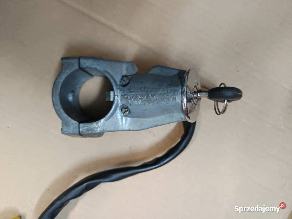 Stacyjka FIAT 126P NOWY Łańcut