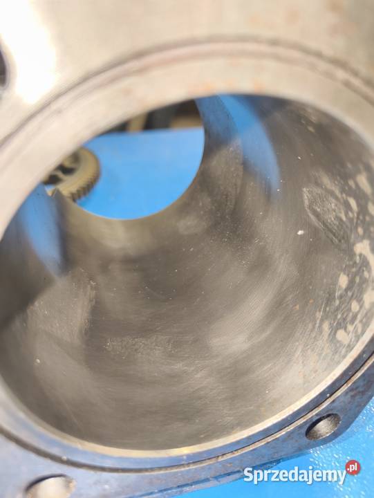 Cylindry nominał 77mm fiat 126p Maluch 650 tłoki Warszawa