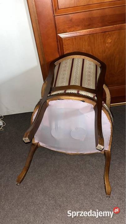 Fotel w stylu Ludwika z podłokietnikami Meble Gdańsk sprzedam
