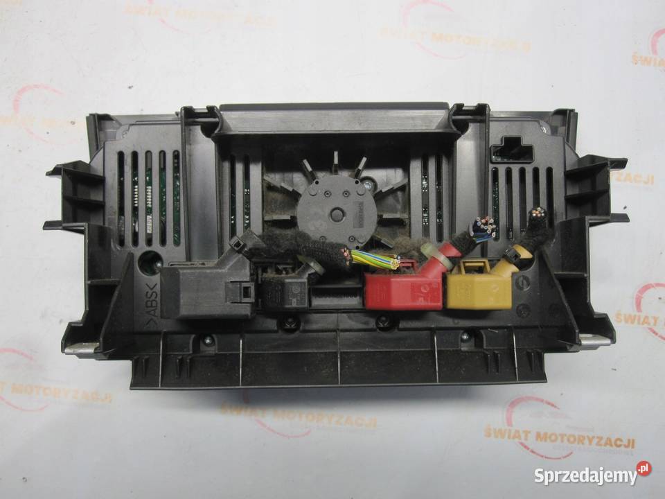 AUDI A3 SPORTBACK 8PA 10r panel klimatyzacji Kielce