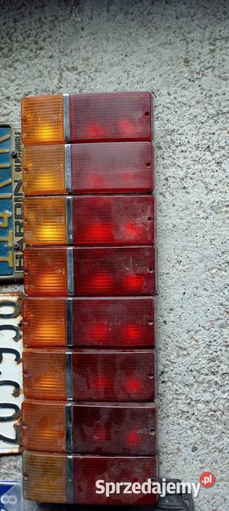Fiat 125 p pic up kombi lampy tylne kompletne