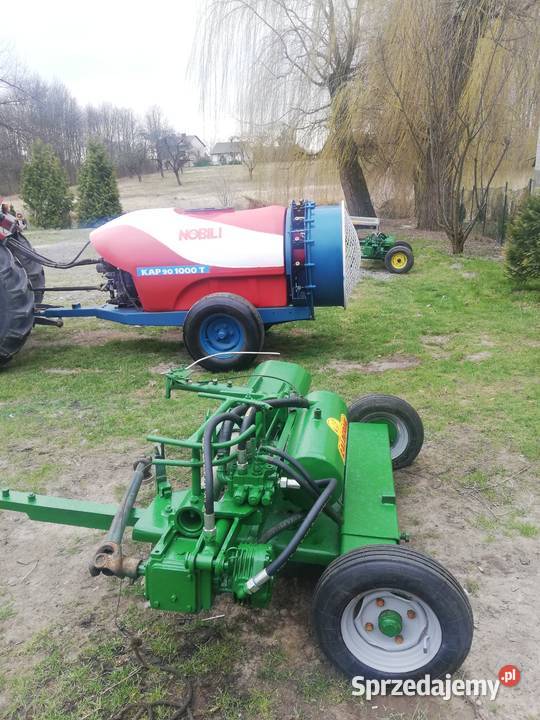 Opryskiwacz sadowniczy 1000l Nobili