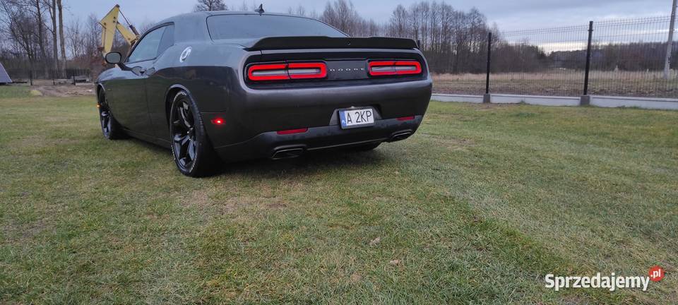 Dodge Challenger SXT PLUS 57 HEMI Szydłowiec