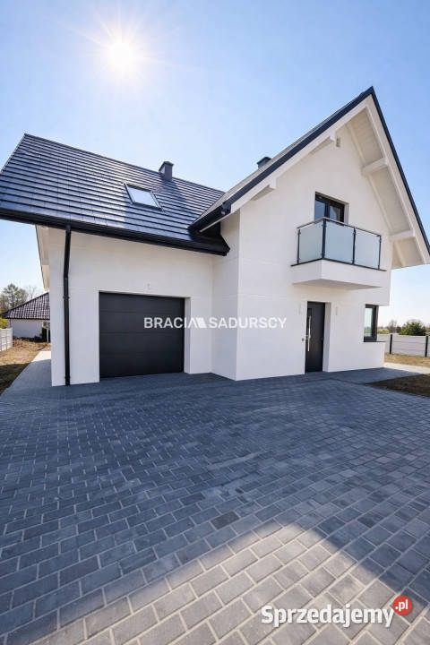 Dom wolnostojący Brzozówka Krakowska 23528m2 Liczba pokoi 4