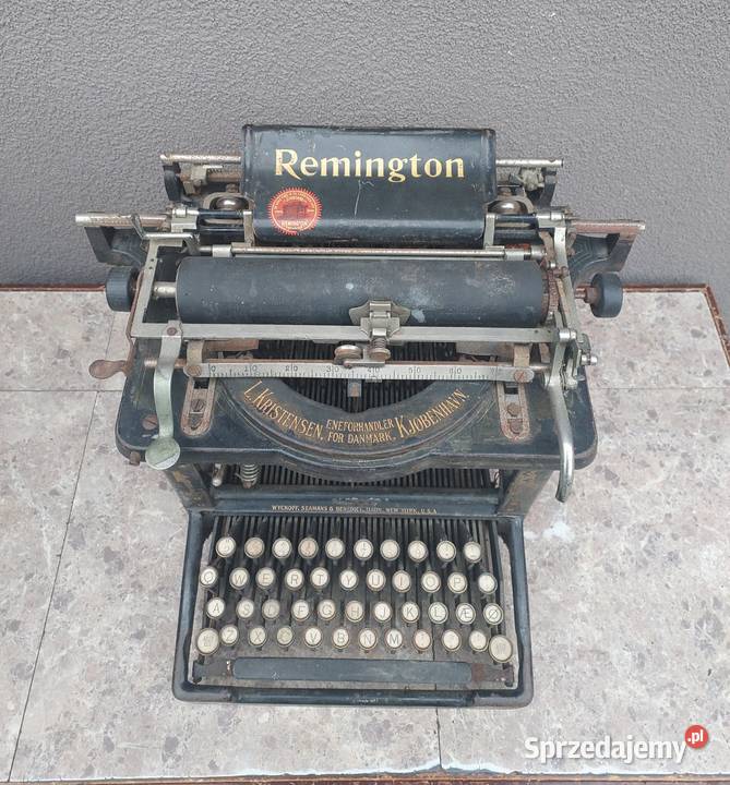 Stara maszyna do pisania gabinetowa Remington Tczew