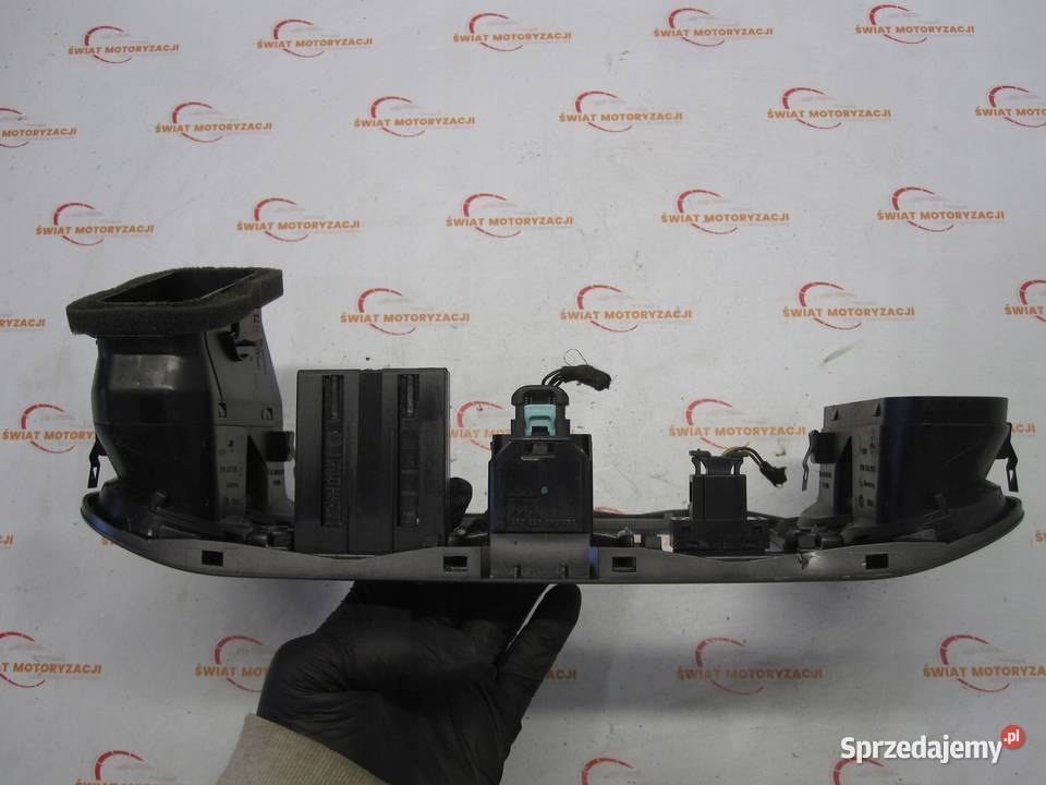 VOLKSWAGEN TIGUAN I 10r ramka radia kratki Kielce