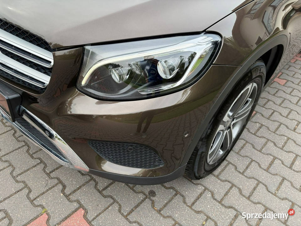 Mercedes GLC 250 Skóry Hak LEDy ILS Serwisowany elektryczne lusterka Lipówki