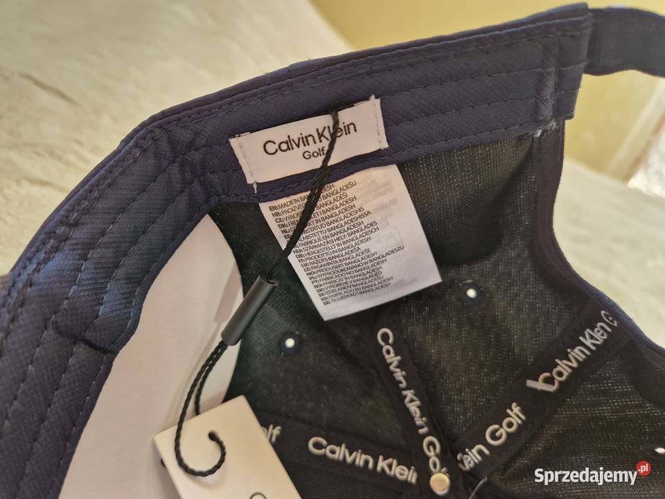 Nowa granatowa czapka z daszkiem Calvin Klein z Bibice
