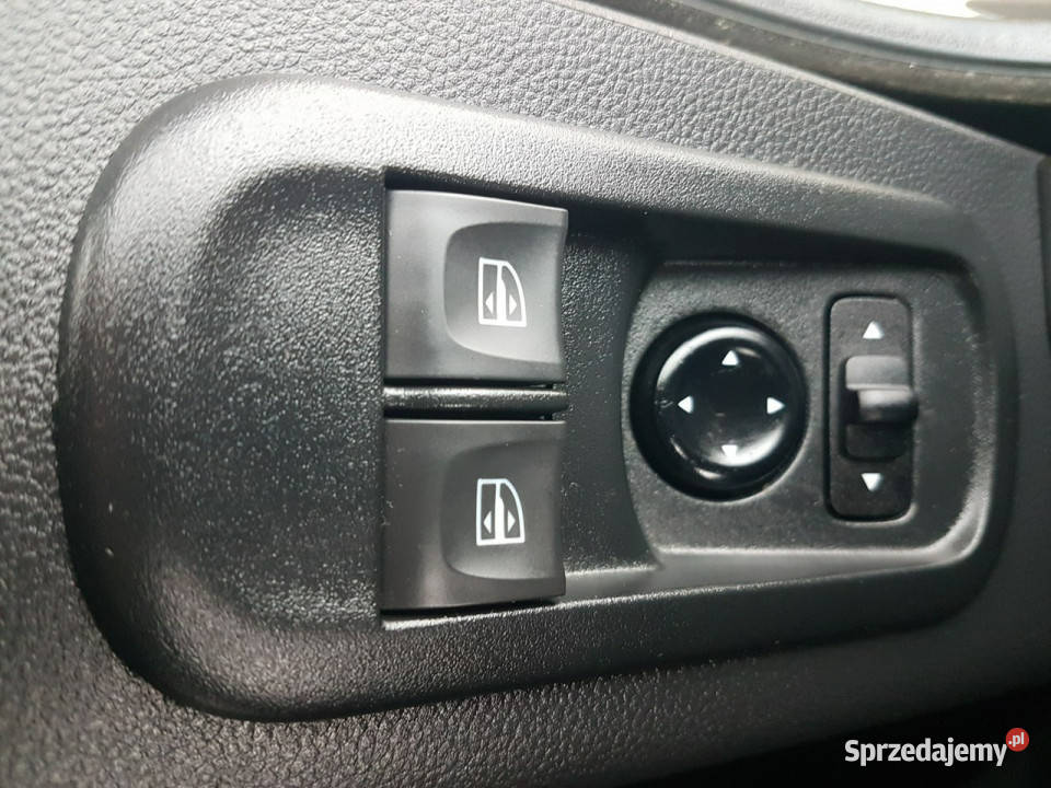 Renault Master 8EP CHŁODNIA 421x211x200 IZOTERMA manualna Poręba