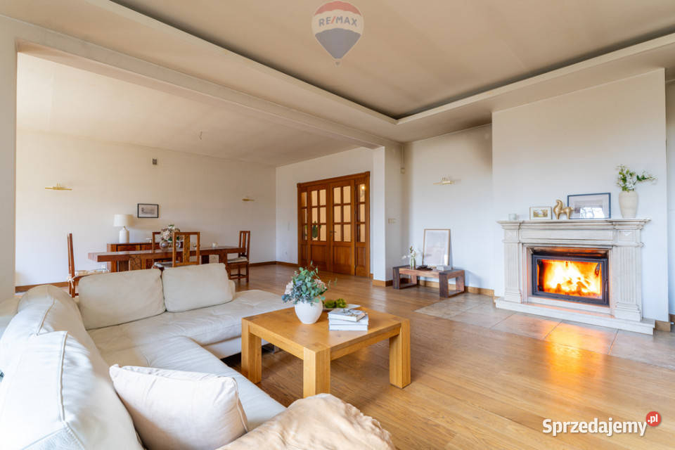 PARTEROWY DOM PEŁEN PRZESTRZENI I ŚWIATŁA mazowieckie Łomianki Dolne