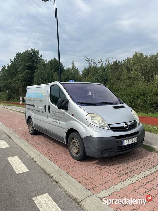 Opel Vivaro 20cdti HAK Nowy Bostów