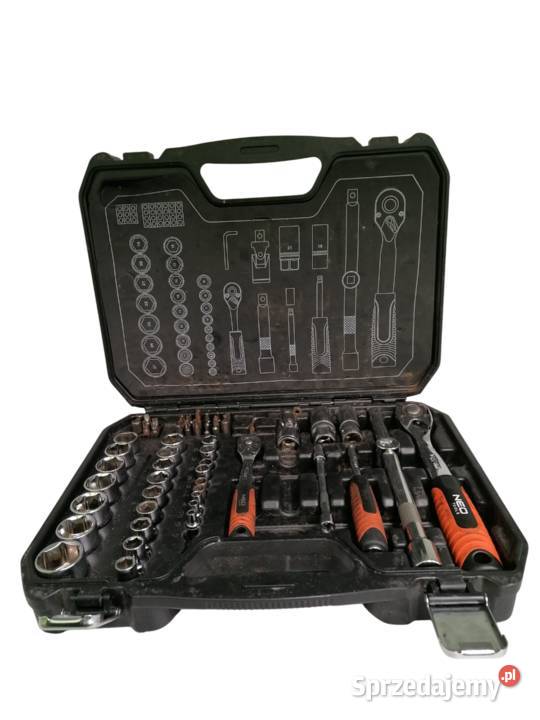ZESTAW KLUCZY NASADOWYCH NEO TOOLS WALIZKA