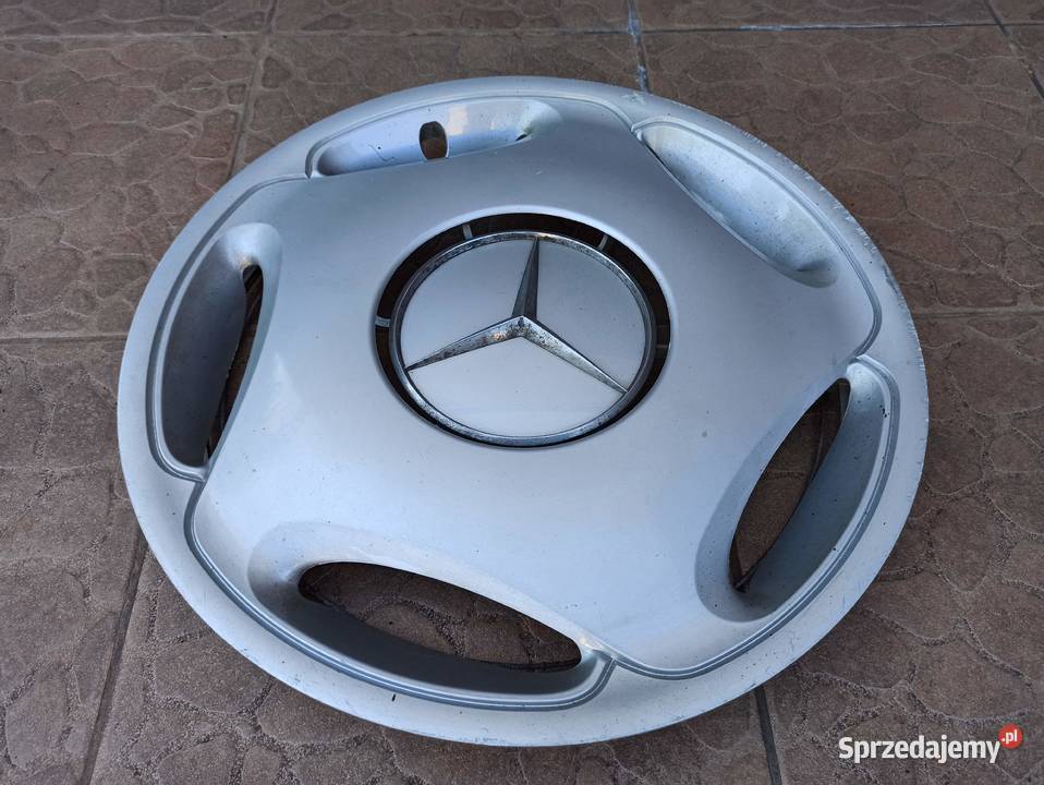 Kołpak MERCEDES 15 15 na sztuki używany śląskie