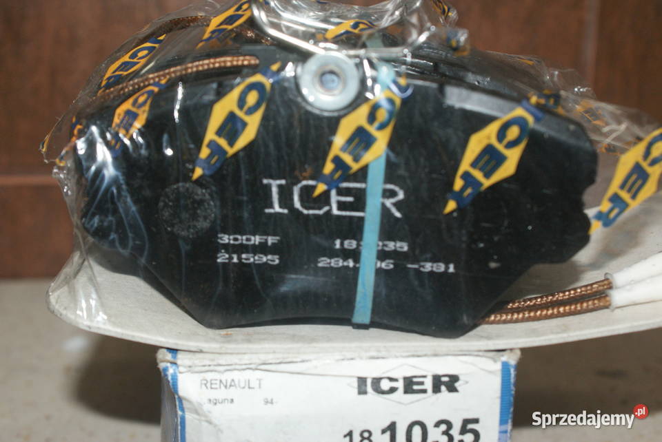 KLOCKI HAMULC RENAULT LAGUNA 9395 Z CZUJ Zestaw Białobrzegi