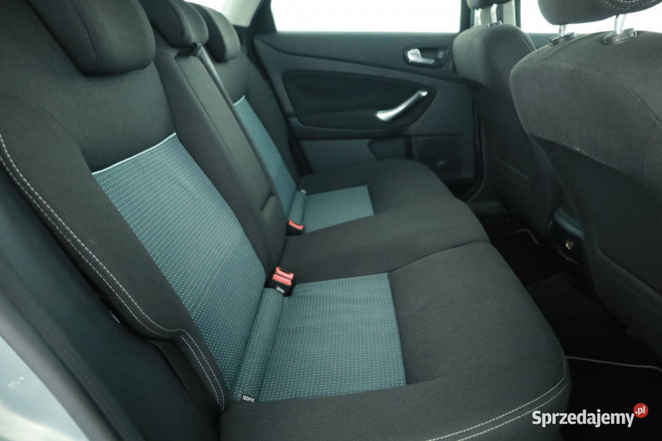 Ford Mondeo 16i 16V radio