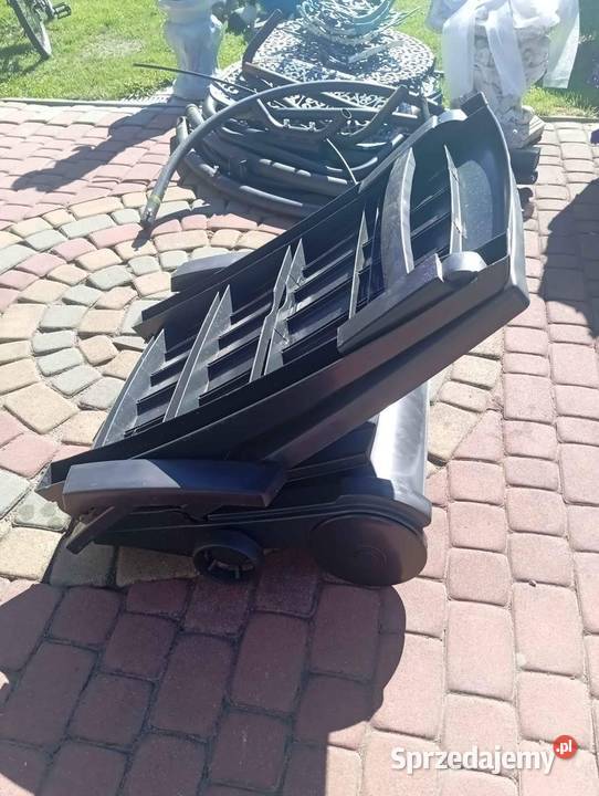 Sprzedam leżaki ogrodowe biały i czarny warmińsko-mazurskie Podławki