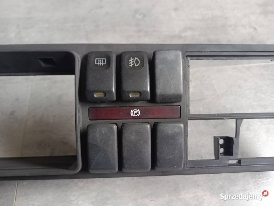 Część deski rozdzielczej volkswagen golf 2 Deski rozdzielcze, konsole Kruszwica