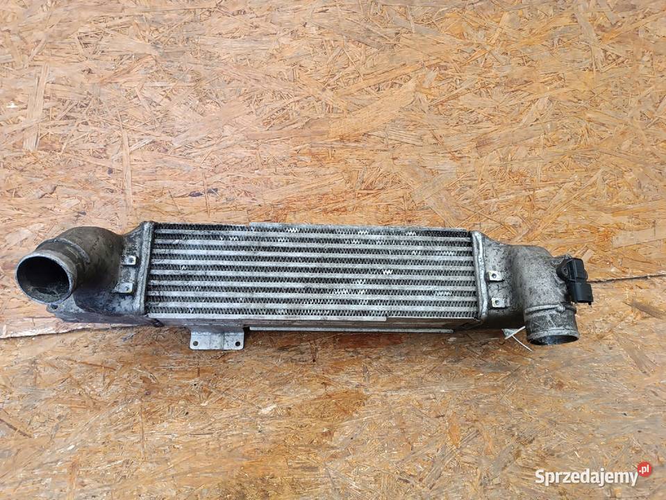 CHŁODNICA INTERCOOLER KIA SORENTO I 25 CRDI osobowe Nowy Tomyśl sprzedam