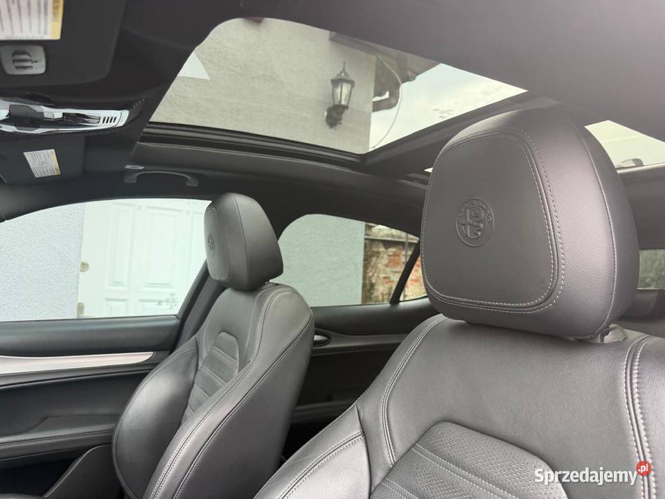 Alfa Romeo stelvio benzyna