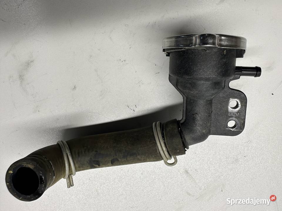 Wlew płynu chłodzącego z korkiem Polaris Sulęcin