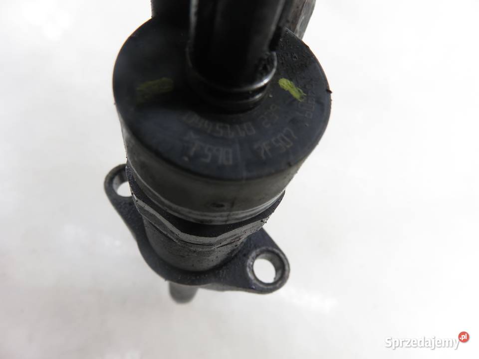 WTRYSKIWACZ PEUGEOT PARTNER I 16 HDi 0445110239