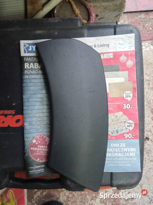 DACIA DUSTER PRAWA LISTWA BŁOTNIKA PRZÓD