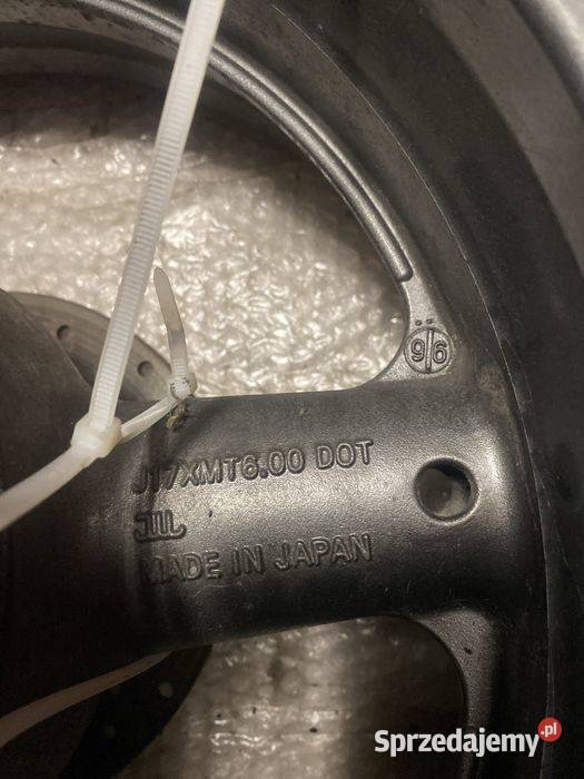 Suzuki GSXR 750 tylne koło opona felga ośka C394 Poznań
