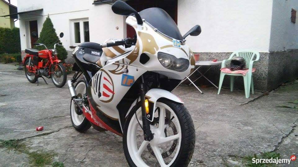Aprilia rs 50 Manuel Poggiali DOINWESTOWANA nieuszkodzony Aprilia podkarpackie Krosno
