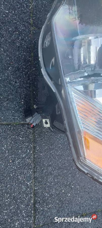 Mitsubishi Outlander II 2006 2010 lampa lewa dolnośląskie Byków