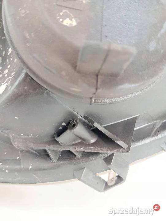 LAMPA PRZÓD PRAWA PRZÓD 89006309 Toyota Corolla świętokrzyskie sprzedam
