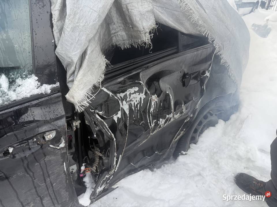 Vw golf 6 20 Tdi 140 Koni 2009 Pali jezdzi lakier metallic Golf Kielce