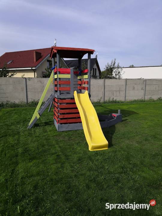 Plac zabaw dzieci huśtawka piaskownia ścianka Kawnice