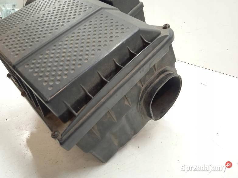 OBUDOWA FILTRA POWIETRZA 27 V6 TD Land Rover Rok produkcji 2004