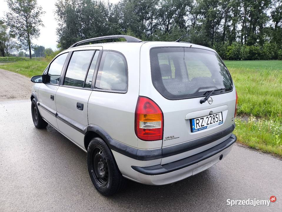 Opel Zafira 2001 18 LPG Nowa butla Nowe sprzęgło 1800cm3 Dębina sprzedam