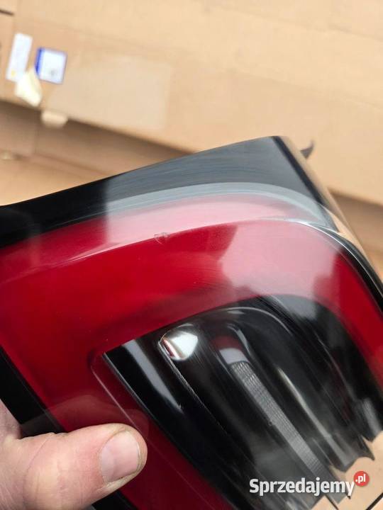 Lampa lewa lewy tył tylna Tesla Model Y 24529201 osobowe sprzedam