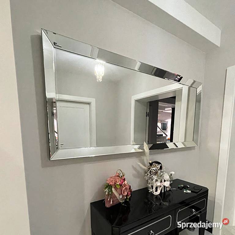 Lustro w srebrnej ramie dekoracyjne designerskie