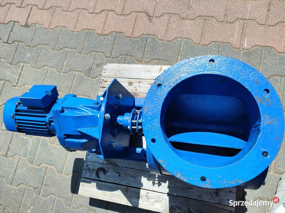 Zestaw cyklon i celka śluza odpylająca podajnik Grajewo