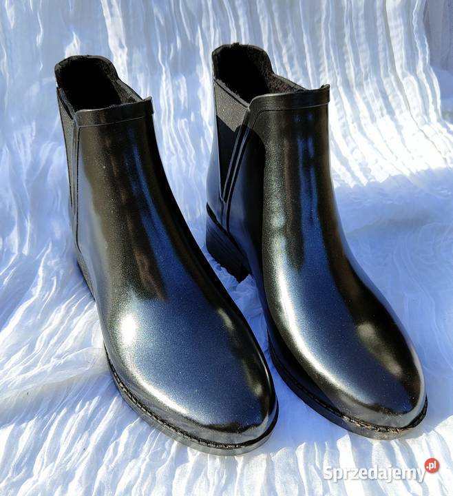 Czarne buty kalosze 39 Oysho na obcasie Szczecin