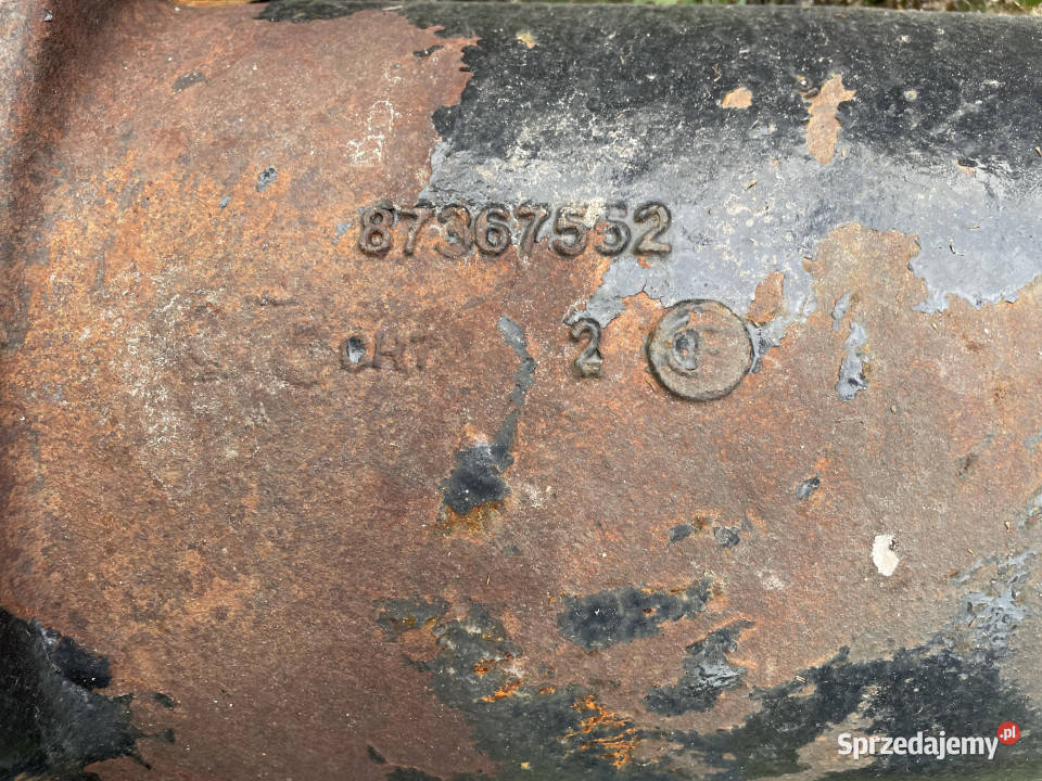 Holland T8040 Case Magnum 310 części obudowa wielkopolskie Jastrzębniki