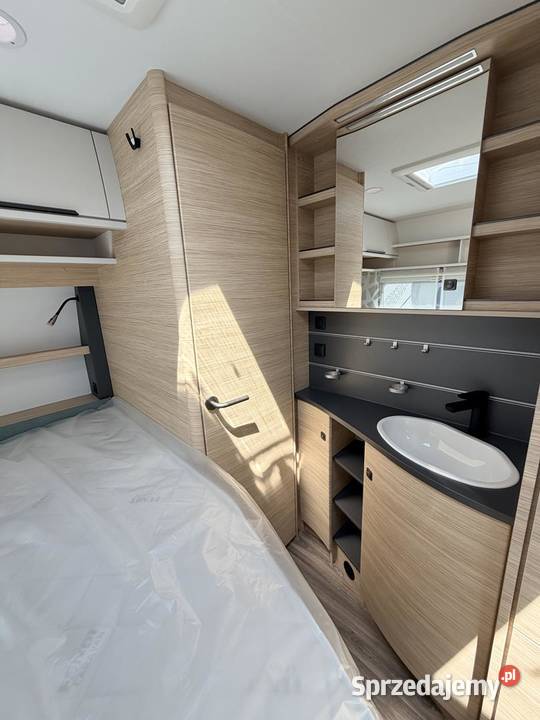 Przyczepa Kempingowa FENDT Caravan APERO 390 FH Bieruń sprzedam