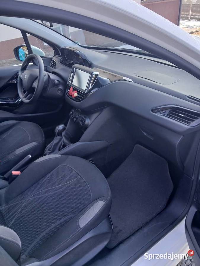 Sprzedam Deskę Konsola Peuegot 208 do Mokrzec