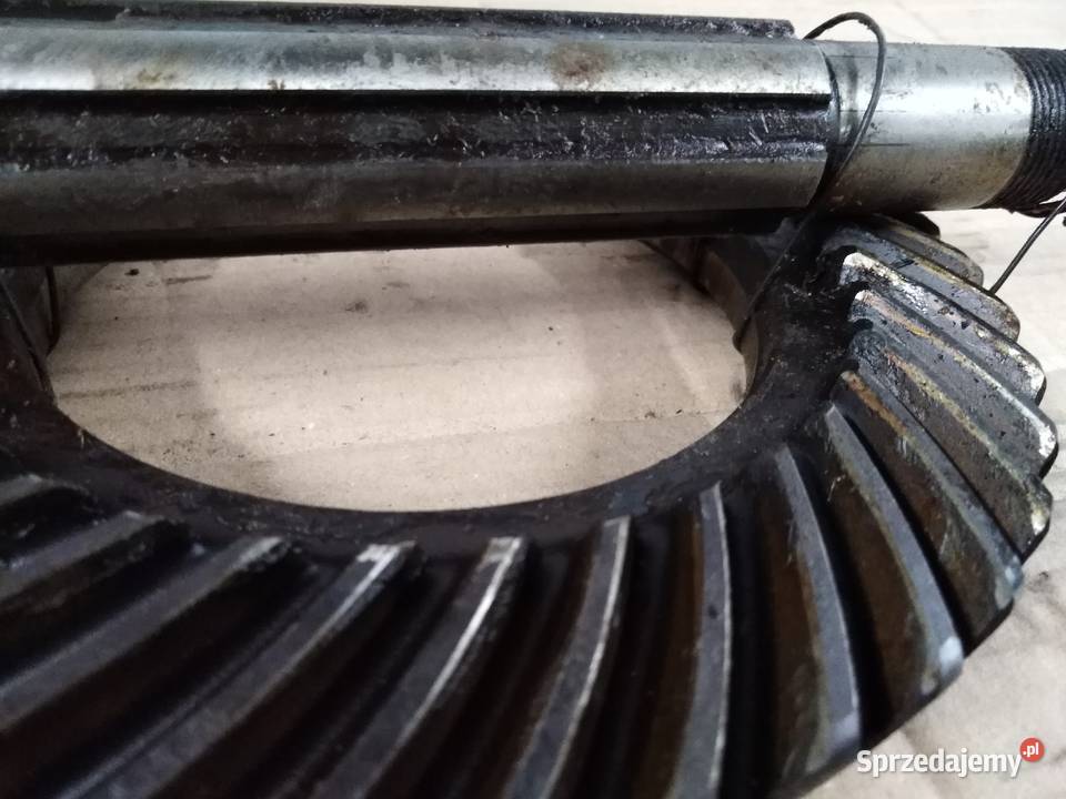 Syrena fabrycznie nowy wałek atakujący koło Chodzież