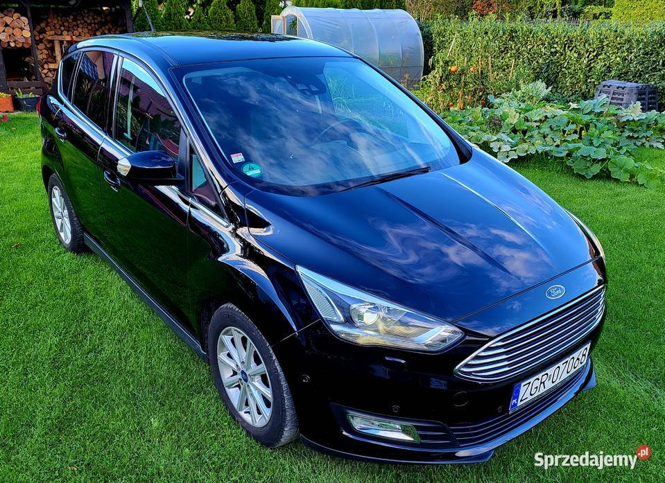 Ford C 15 benzyna 150 TITANIUM serwisowany w ASO zachodniopomorskie