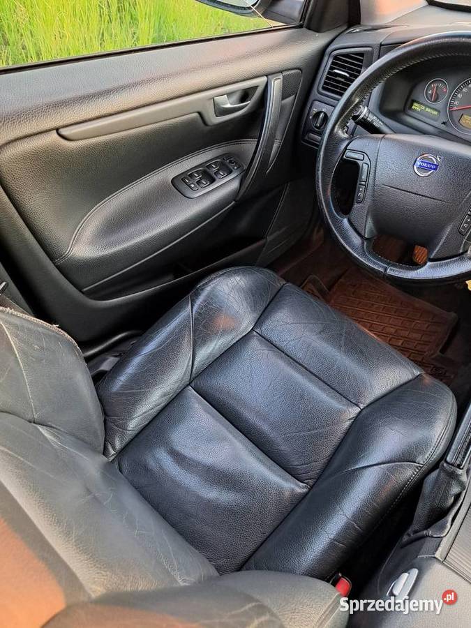 Volvo v70 1 właściciel 24 Benzyna 170 Manual V70 Oleśnica