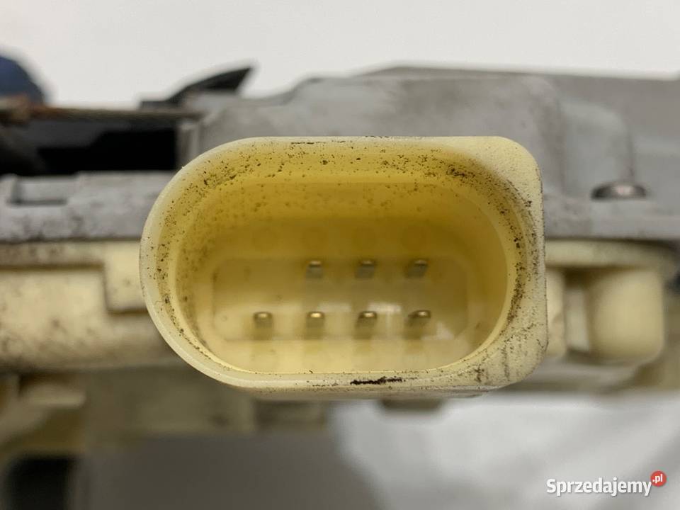ZAMEK DRZWI LEWY PRZÓD VW PASSAT B6 sprzedam