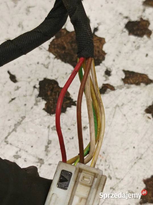 LUSTERKO LEWE 15PIN EUROPA USZKODZONE Mercedes